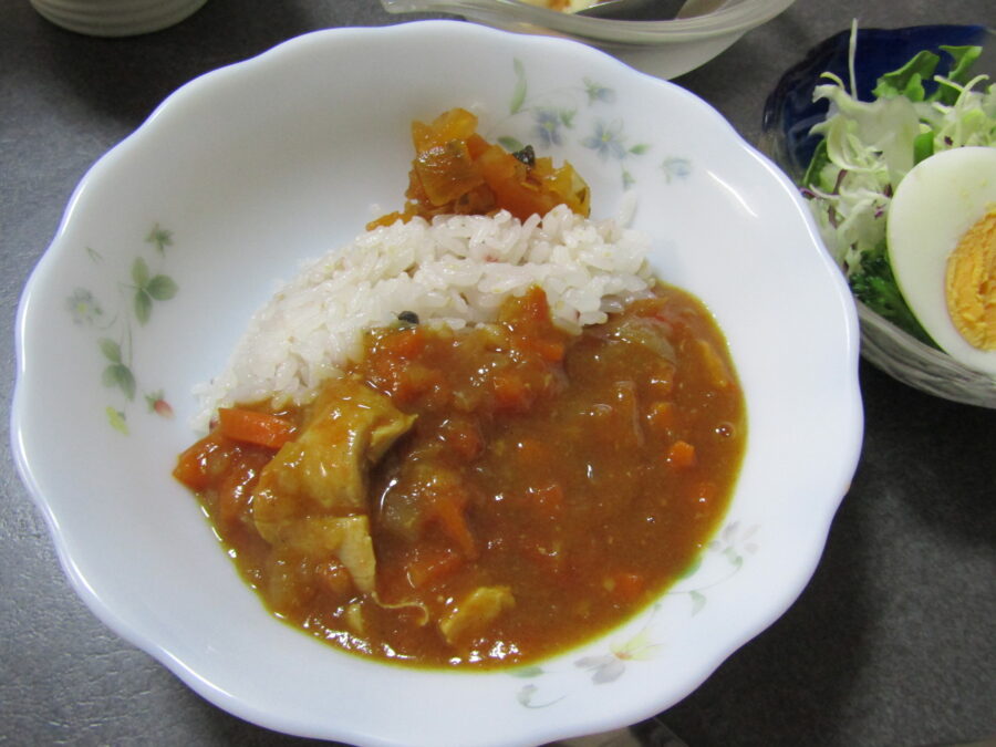 電気圧力鍋で作る無水カレー