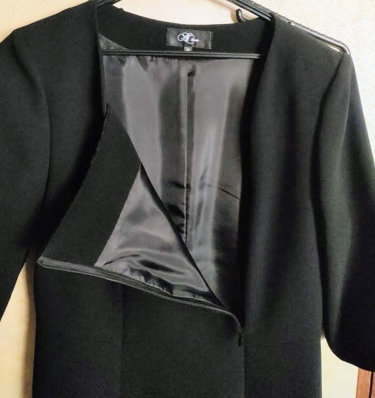 着やすい前開きの喪服